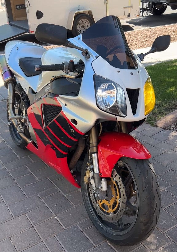 2000 Honda RC51 SP1 Parting out