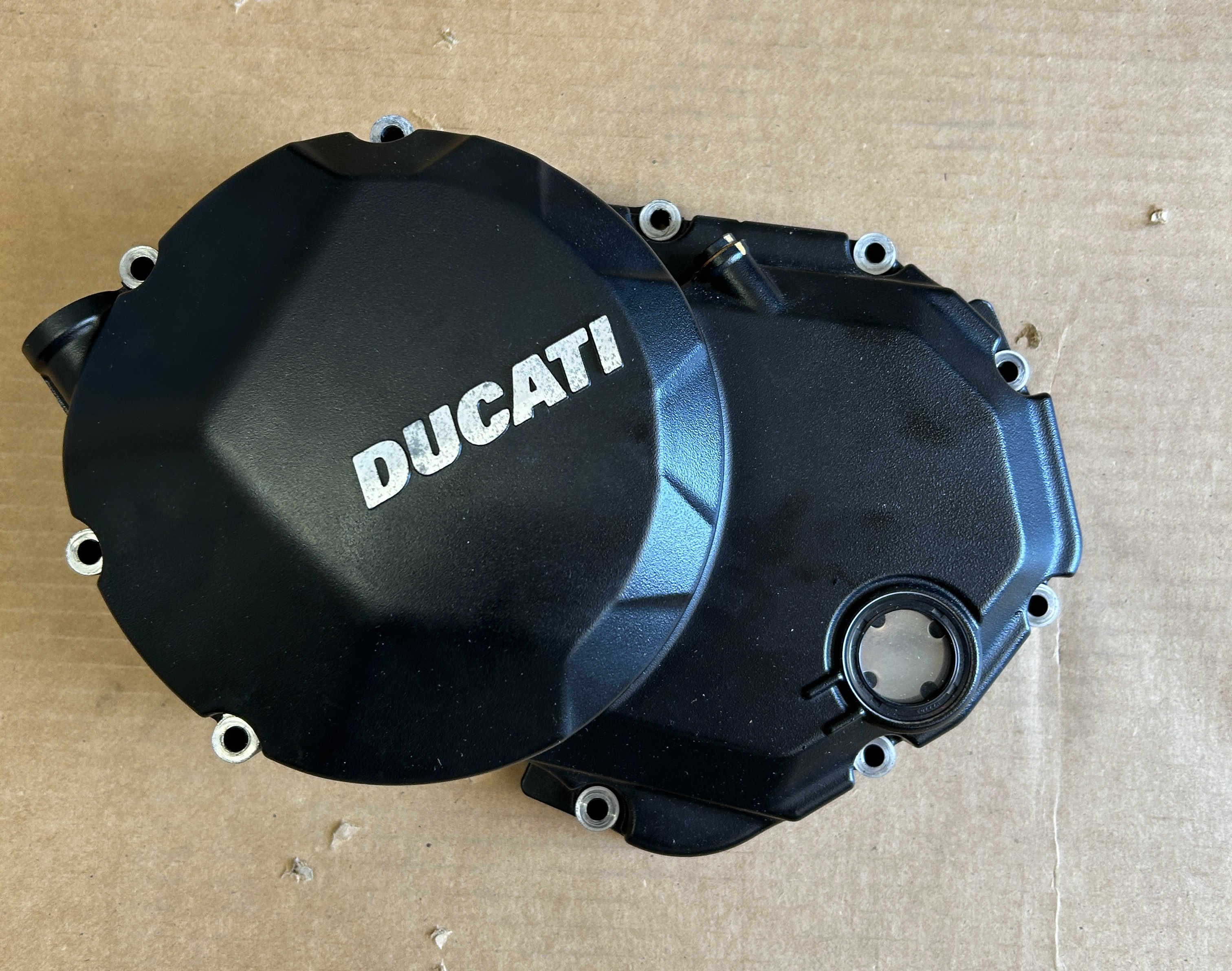 OEM 19-21 Ducati Multistrada 19-24 Hypermotard 950 Engine Clutch Cover 24310501A
