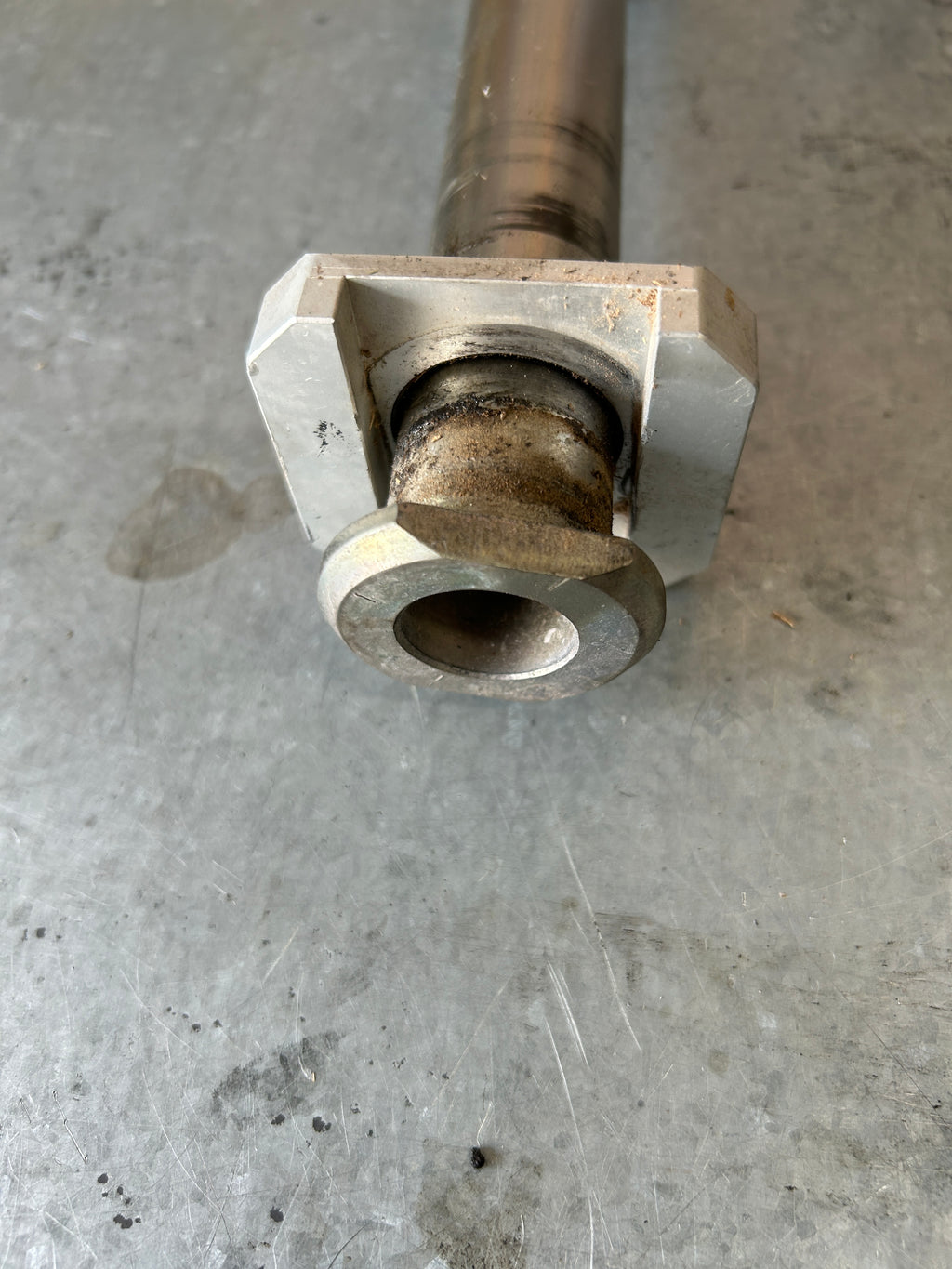 DUCATI 749 999 OEM Rear Axle and Spacers