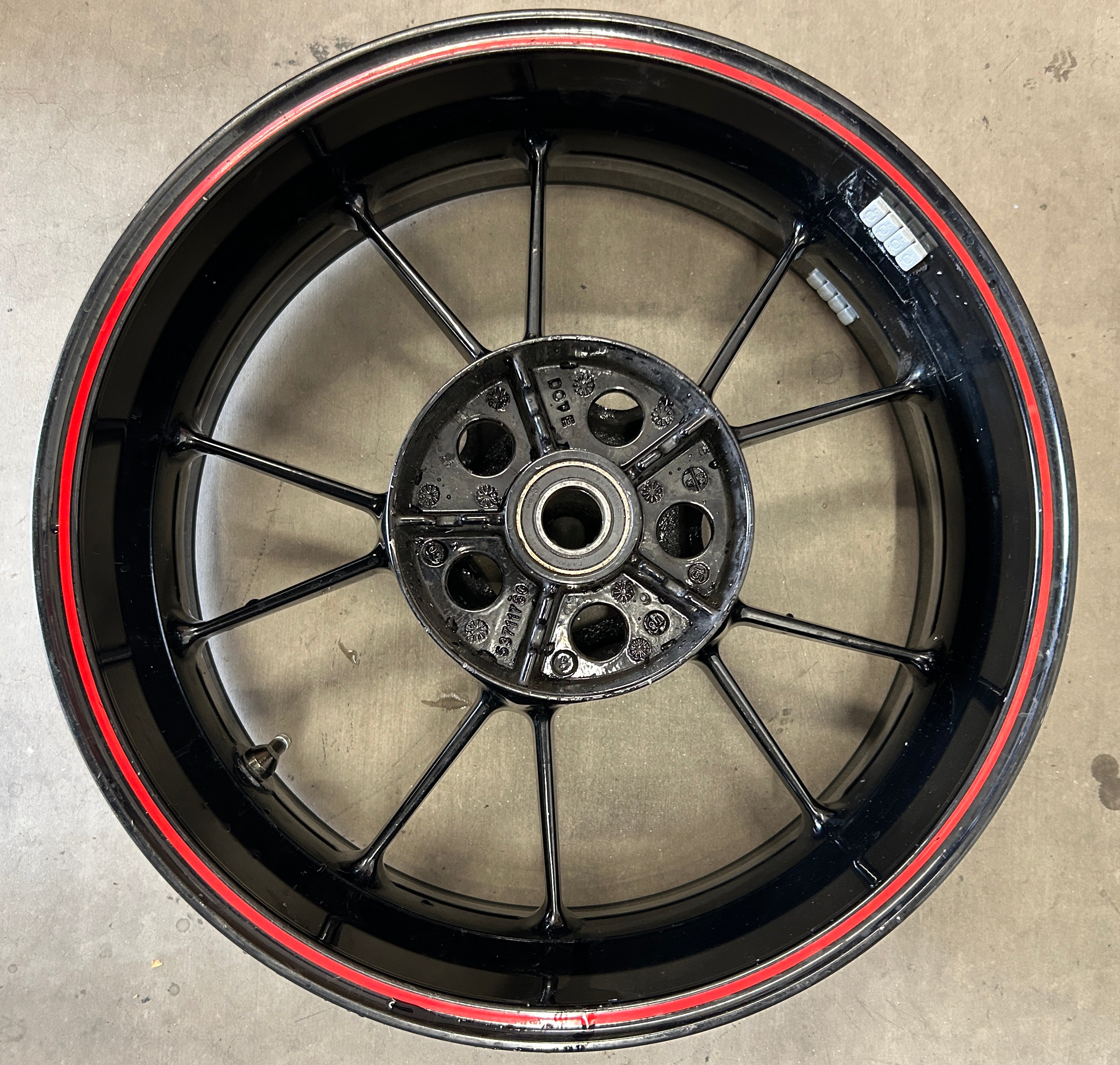 2009-2014 BMW S1000RR BLACK REAR WHEEL RIM (53711760)