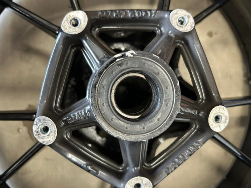 2009-2014 BMW S1000RR BLACK REAR WHEEL RIM (53711760)