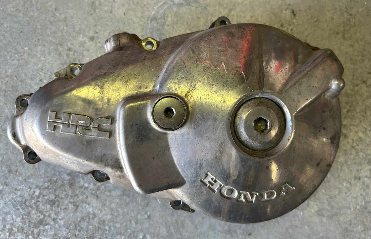 Honda RC51 RVT1000R stator cover alternator cover SP1 SP2 2000-2006