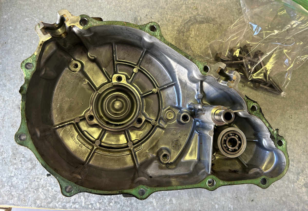 Honda RC51 RVT1000R stator cover alternator cover SP1 SP2 2000-2006