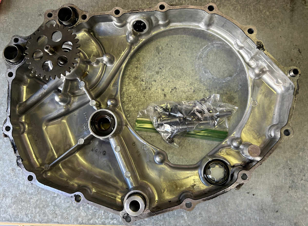 Honda RC51 RVT1000R Inner Clutch Cover Housing Water Pump SP1 2000-2001