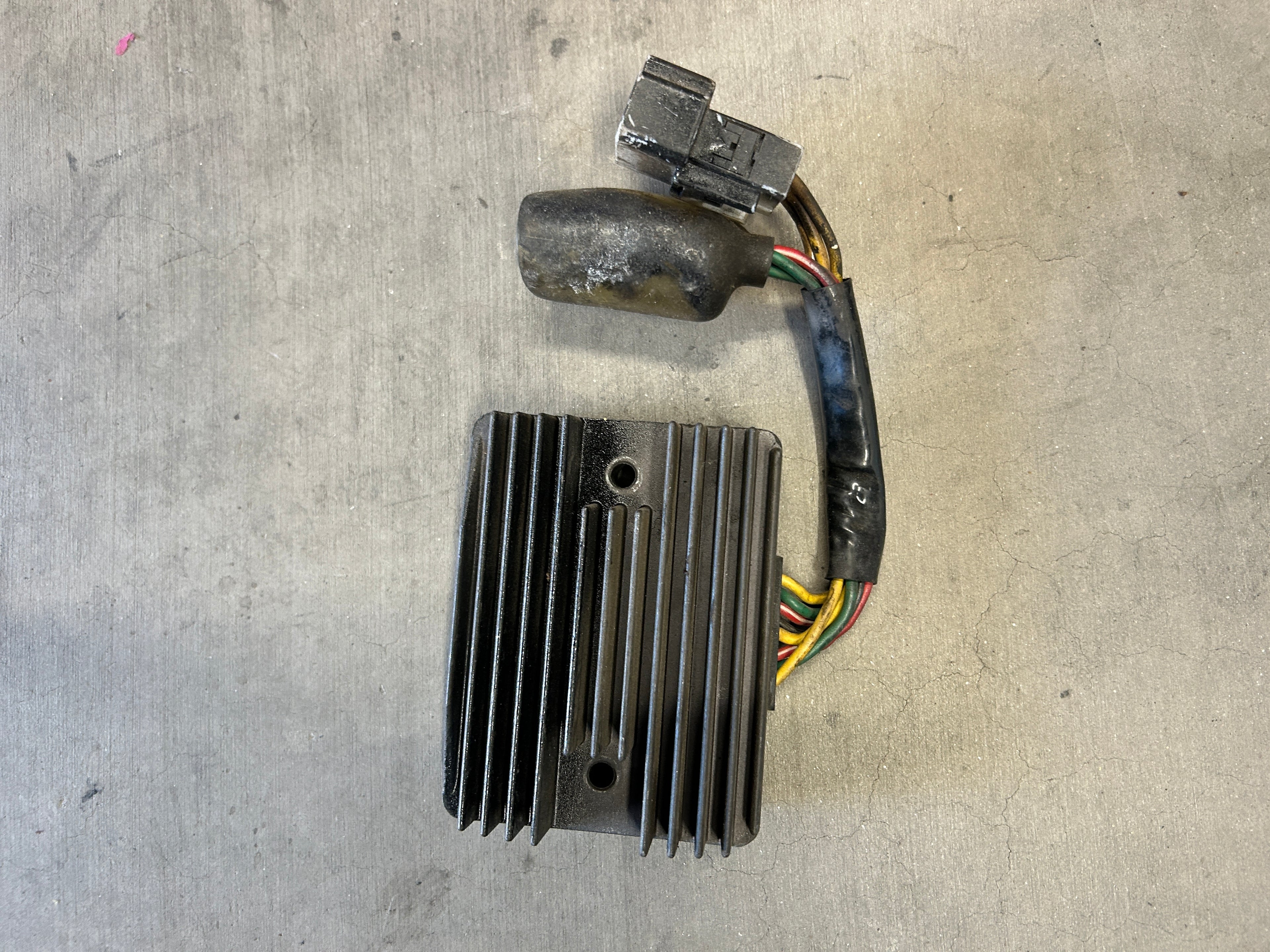 Honda RC51 RVT1000R SP2 OEM Voltage Regulator Rectifier 02-06