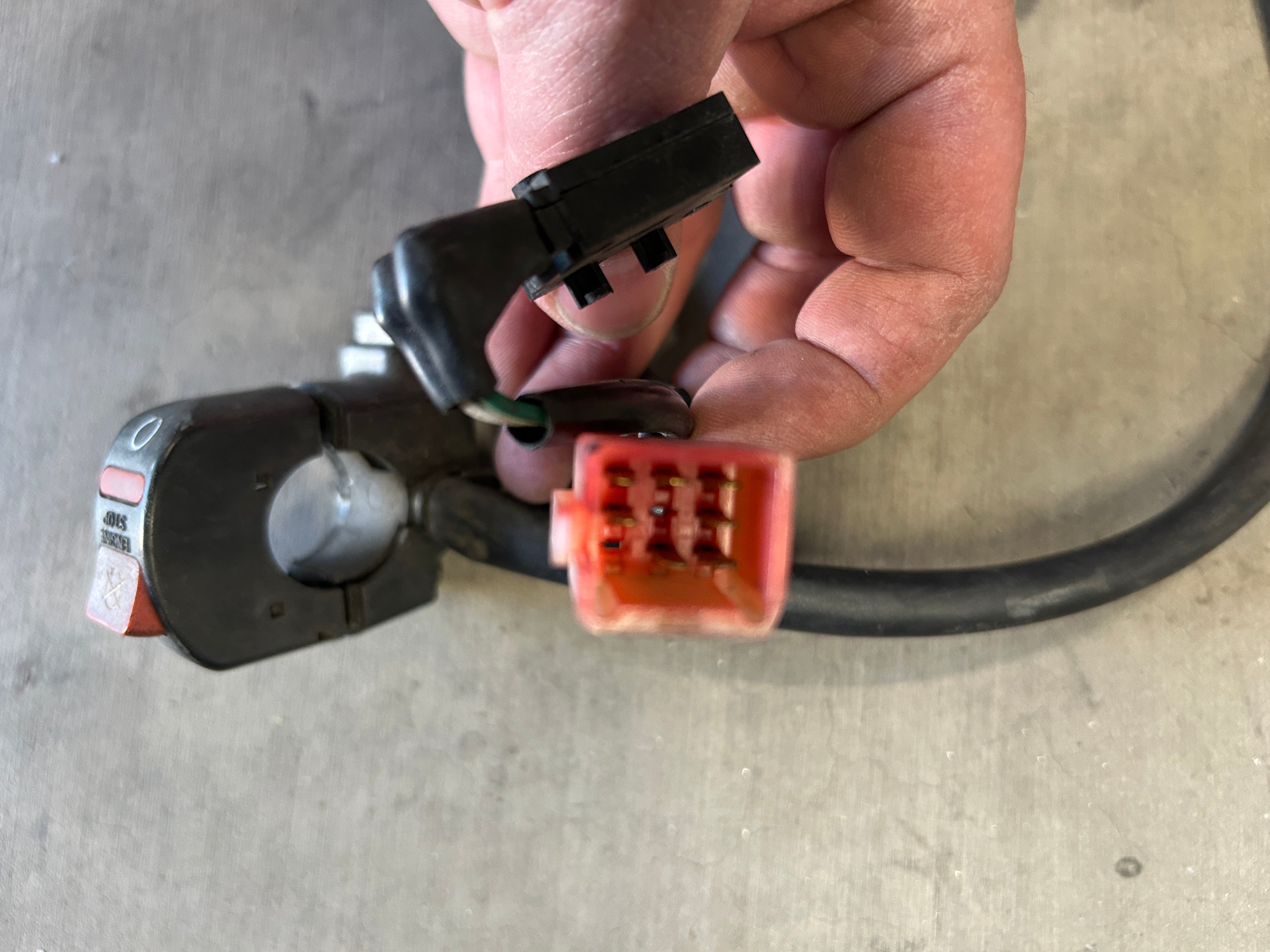 Honda RC51 RVT1000R OEM Right Switch Start Stop Controls Brake 00-06 SP1 SP2