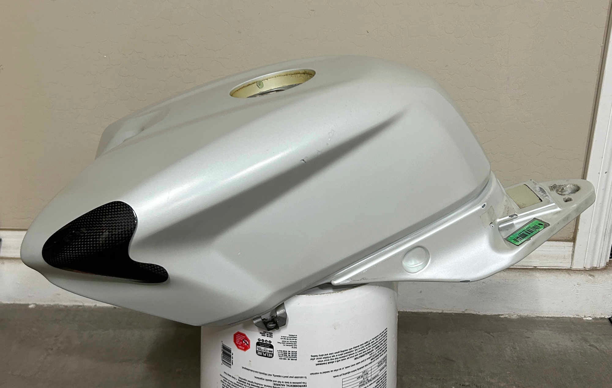 Ducati 848 1098 1198 OEM Fuel Tank White 2008-2013