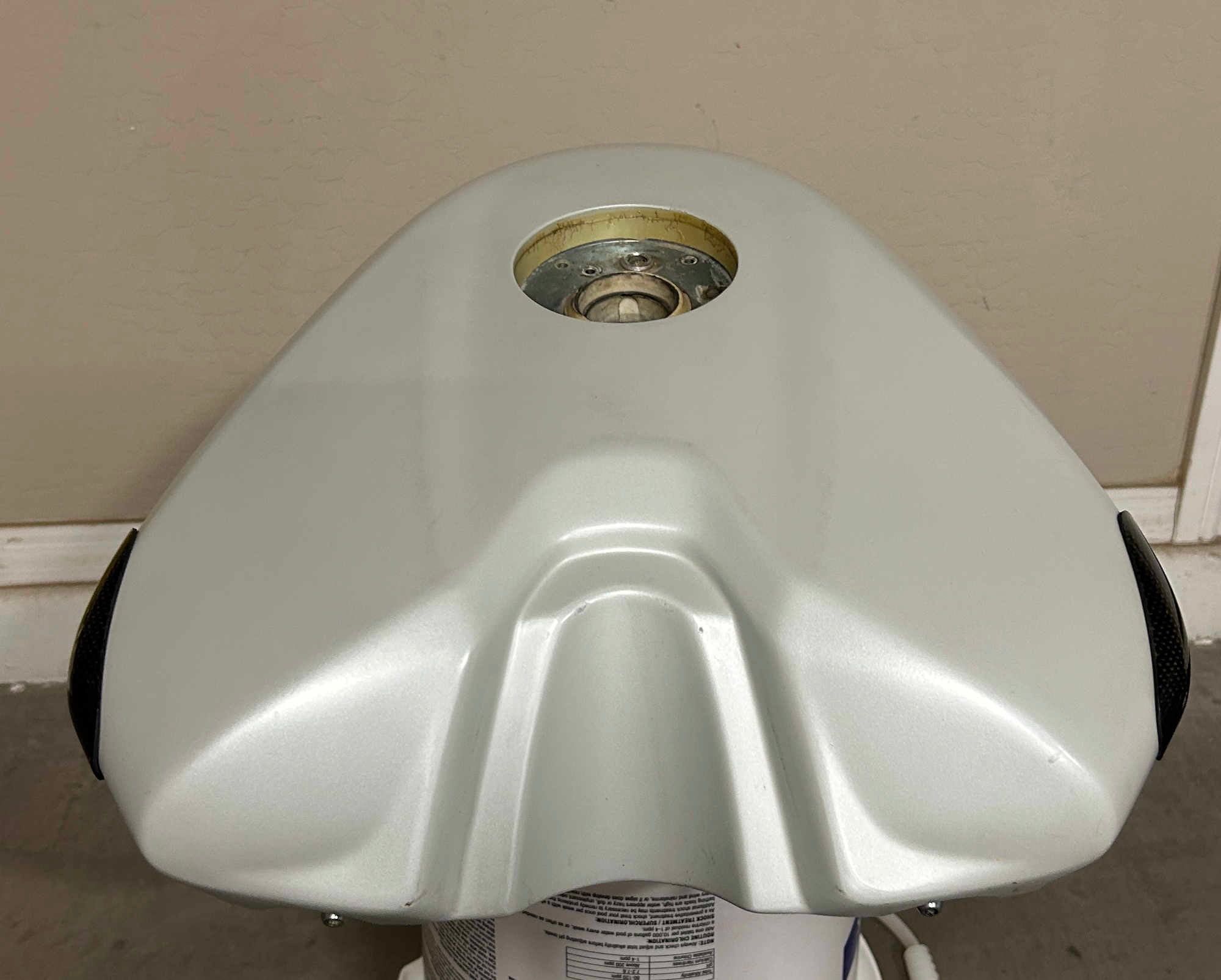 Ducati 848 1098 1198 OEM Fuel Tank White 2008-2013