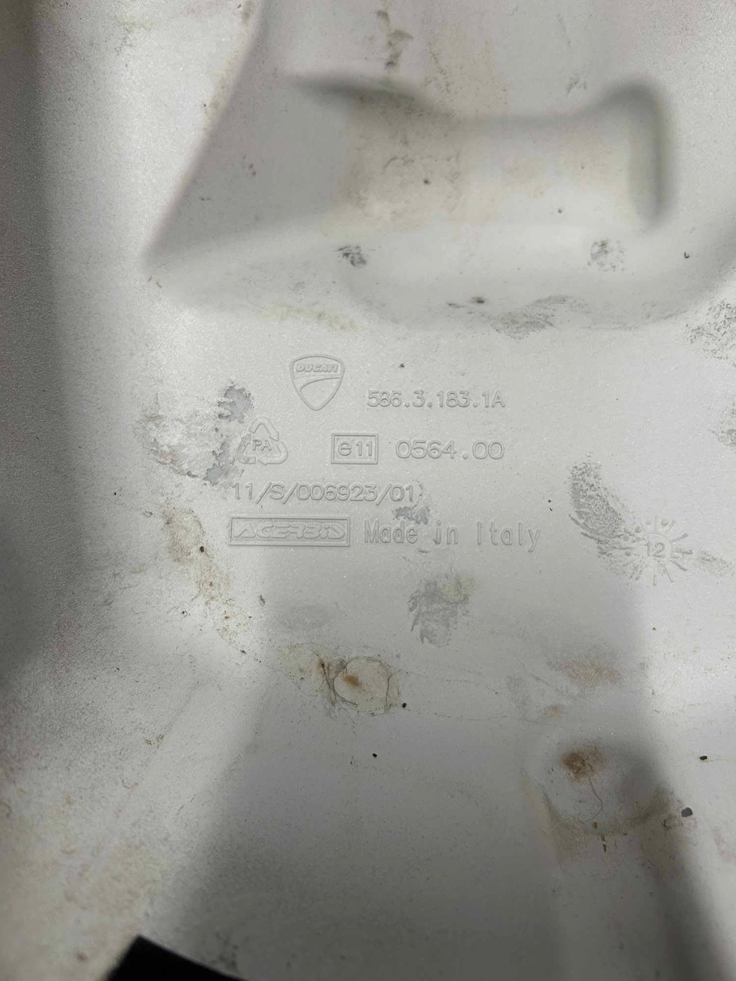 Ducati 848 1098 1198 OEM Fuel Tank White 2008-2013