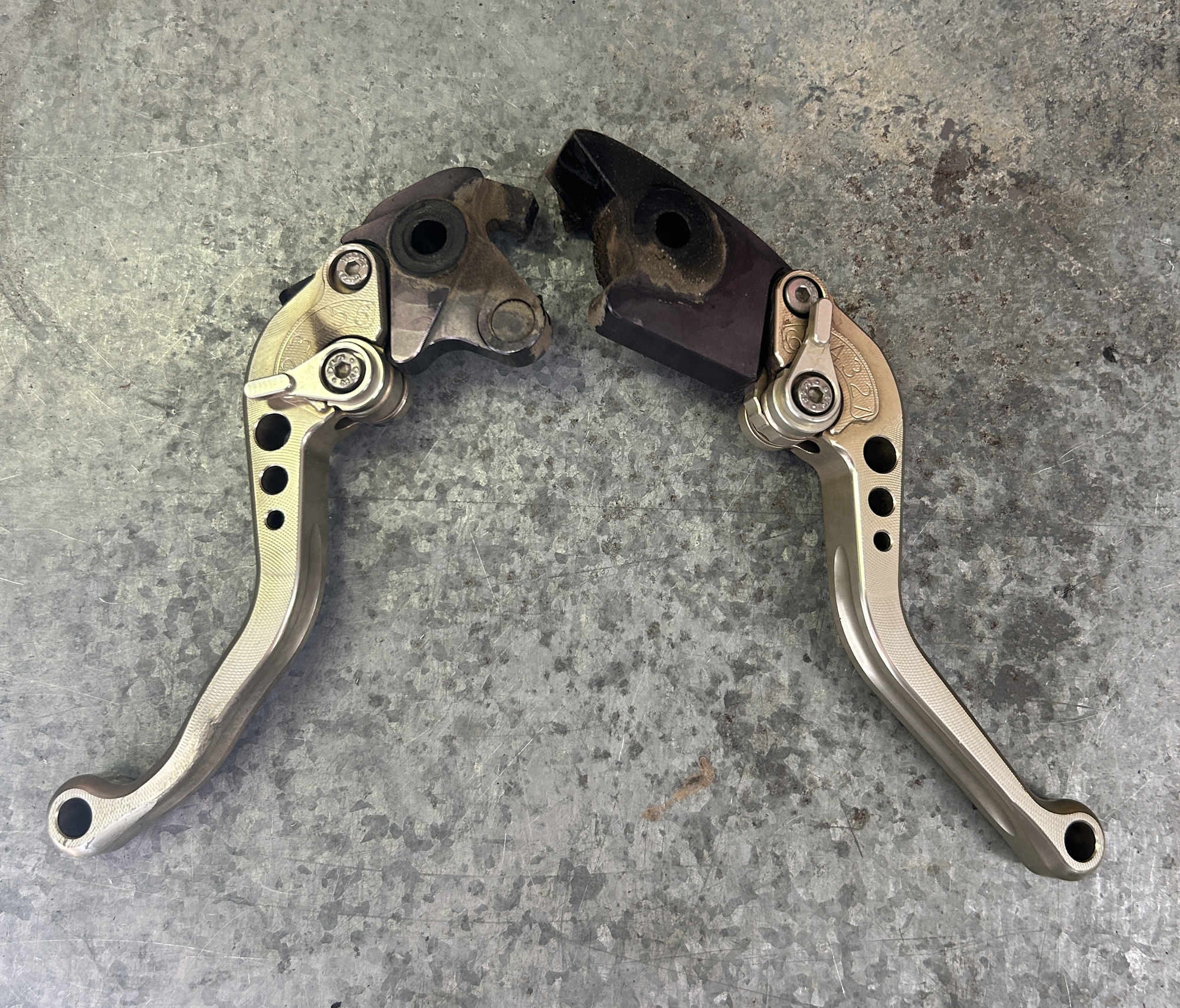 Honda RC51 RVT1000R MZS Levers Brake Clutch SP1 SP2 2000-2006