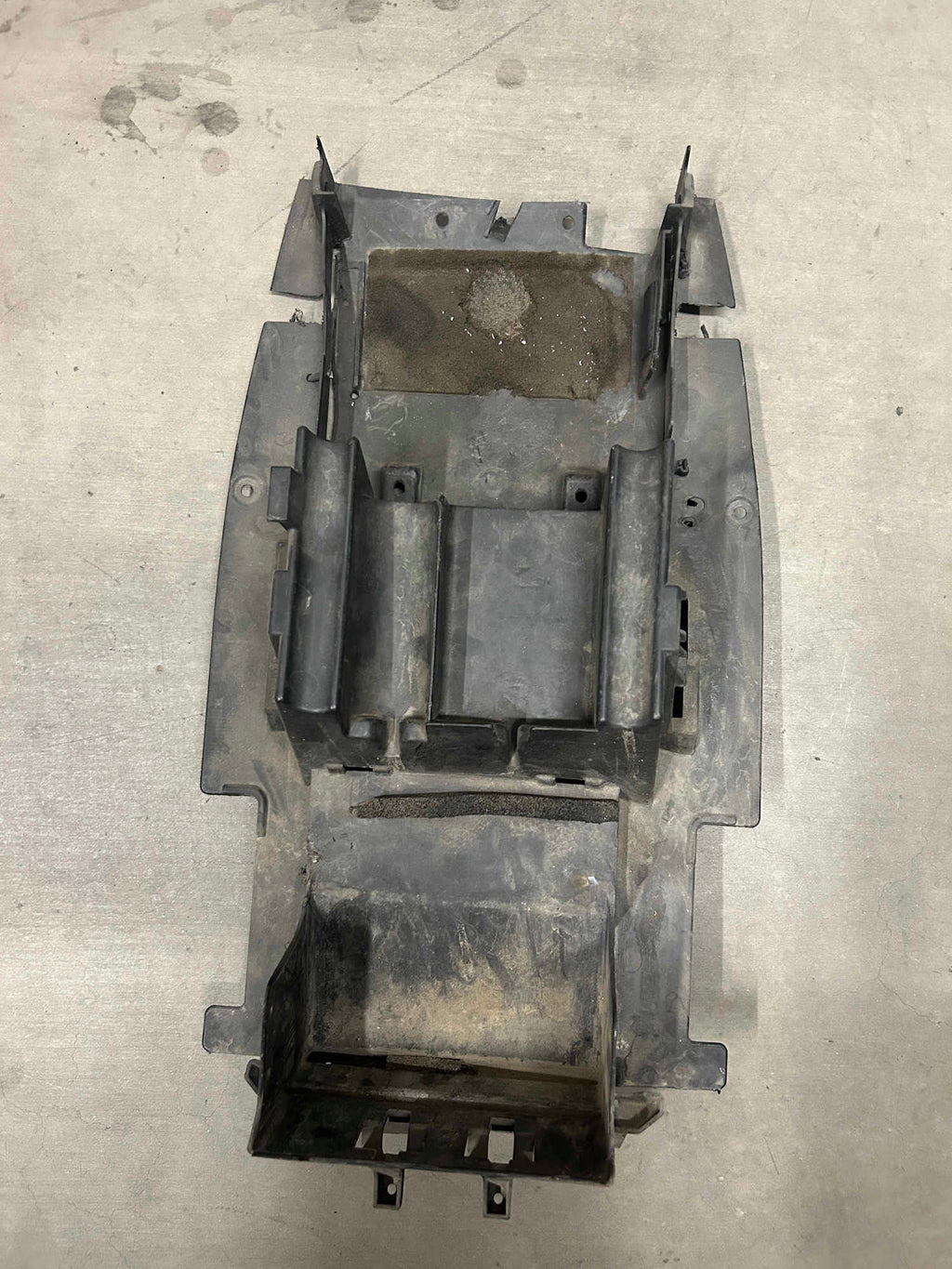 HONDA RC51 RVT1000R OEM UNDERTRAY BATTERY TRAY Undertail SP1 00-01