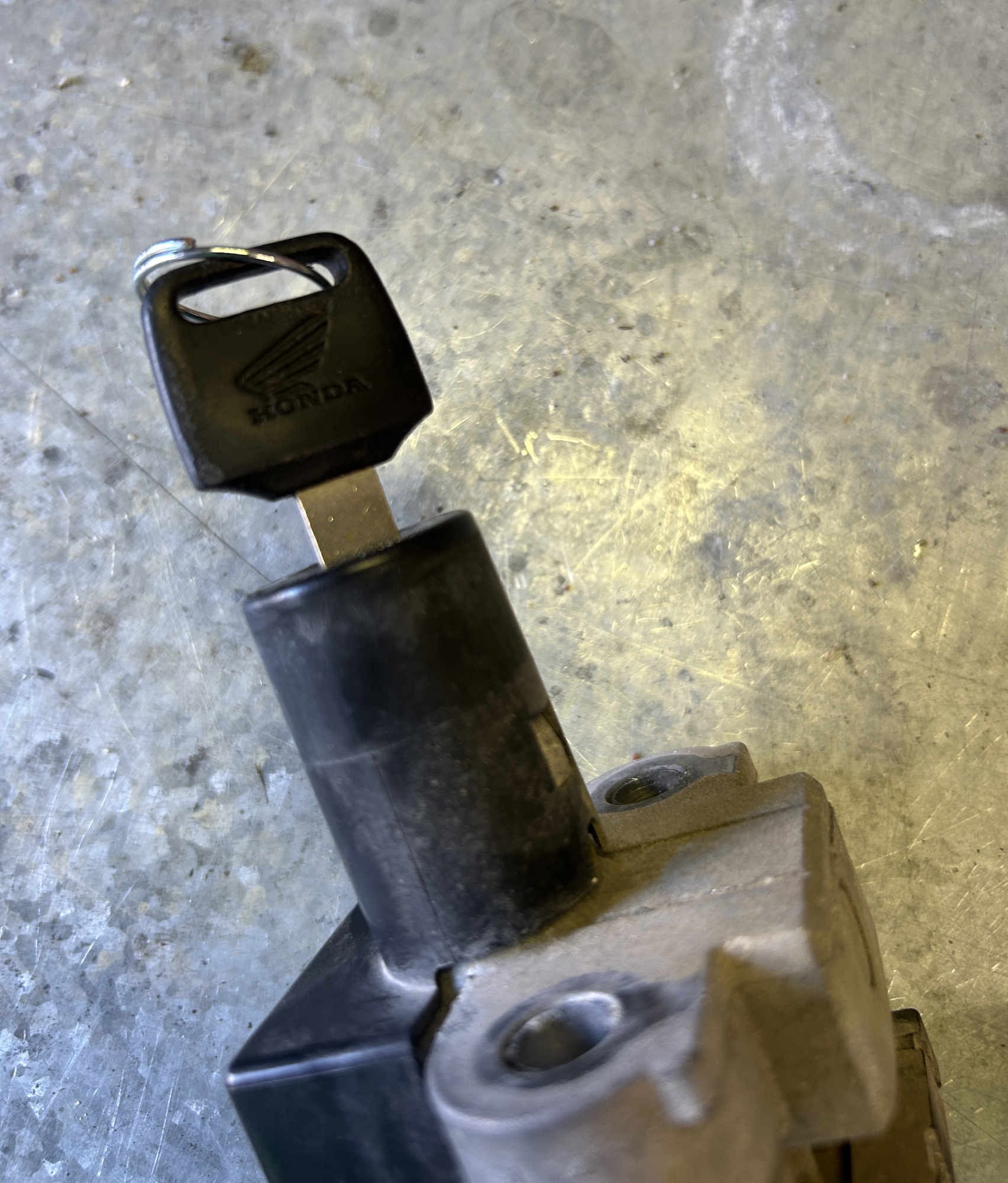 HONDA RVT1000R RC51 Ignition with Honda Key SP1 SP2 2000-2006