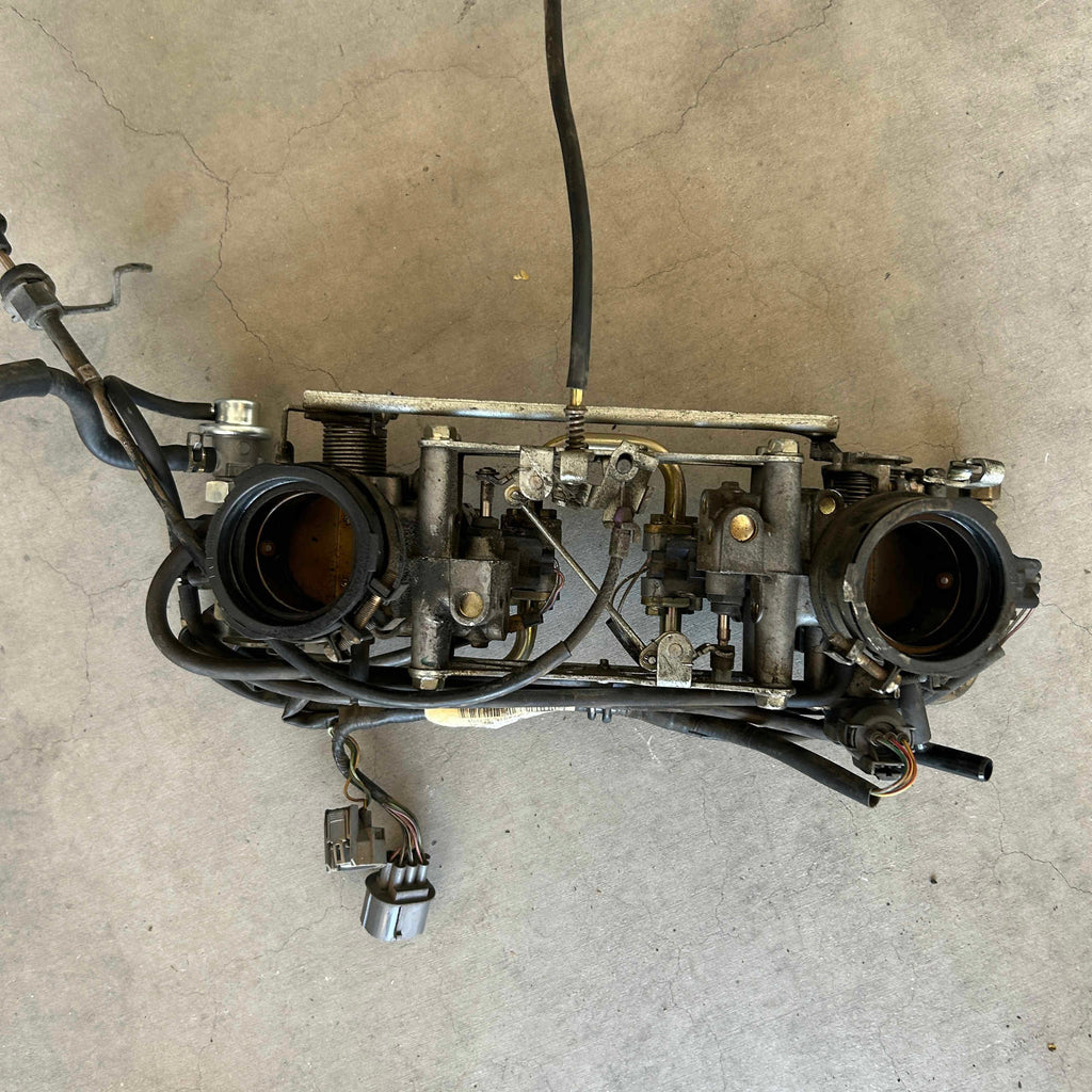 Honda RC51 RVT1000R SP1 Throttle Body Bodies Injectors Fuel Rail OEM 00-01