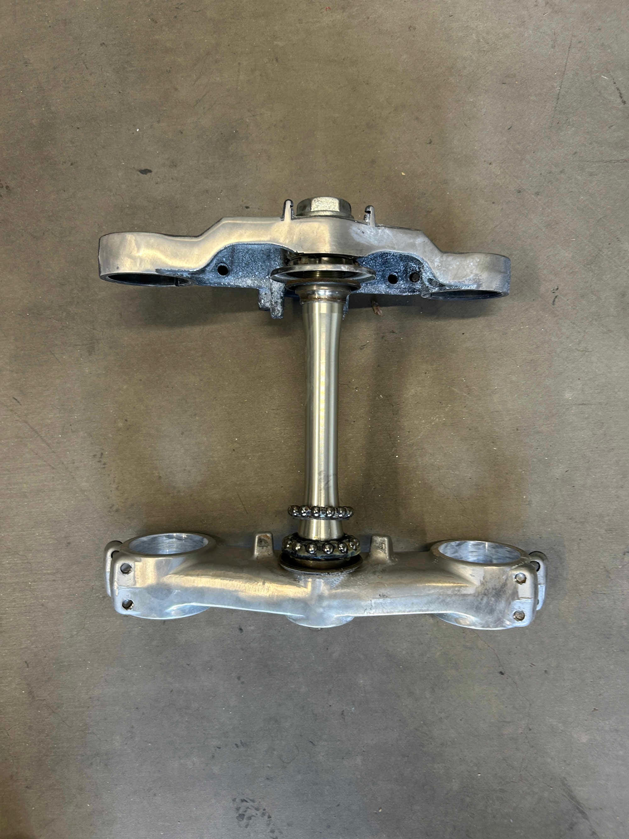 2004-2005 HONDA CBR 1000RR OEM FRONT FORKS CLAMP UPPER LOWER TRIPLE TREE STEM