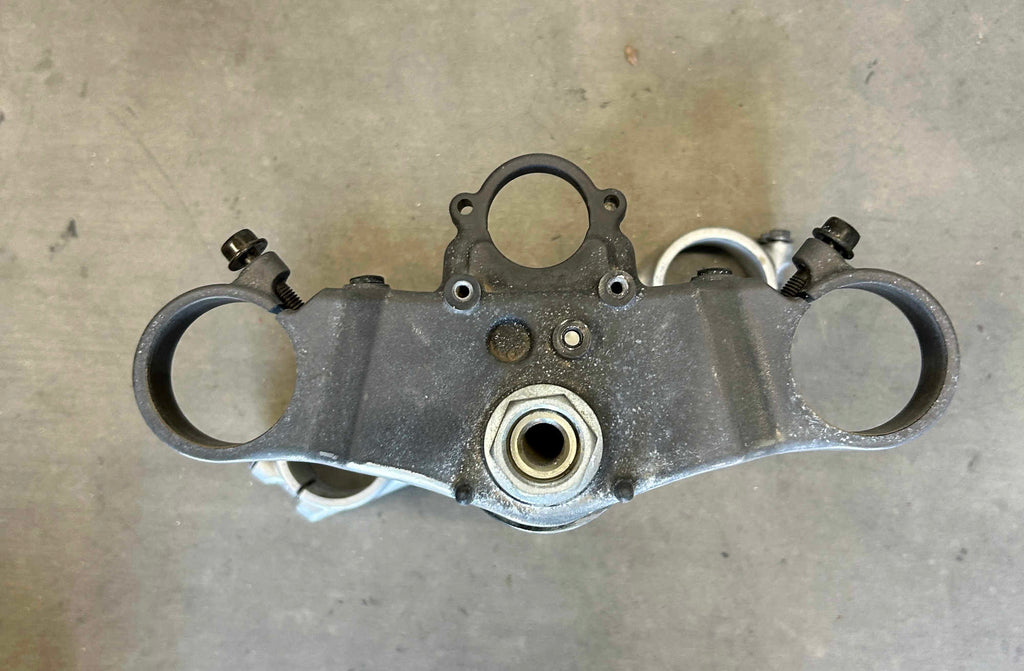 2004-2005 HONDA CBR 1000RR OEM FRONT FORKS CLAMP UPPER LOWER TRIPLE TREE STEM