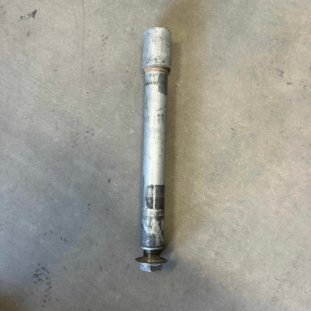 04-05 HONDA CBR1000RR CBR1000 OEM FRONT AXLE WHEEL RIM PIVOT BOLT 2004 2005