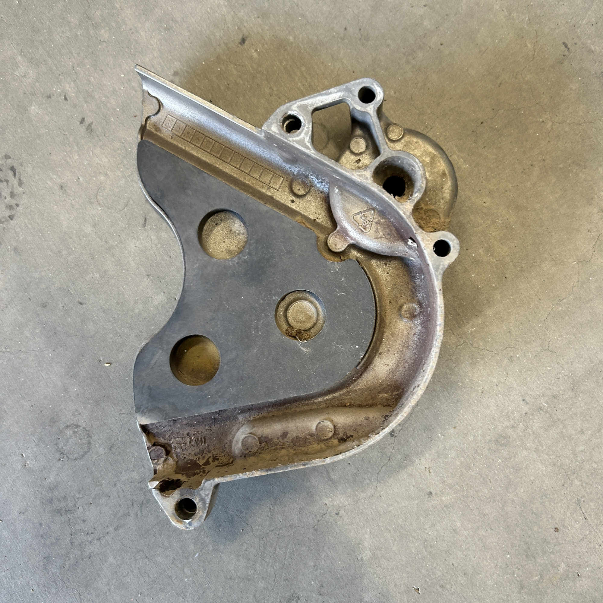 Honda CBR1000RR CBR1000 Front Sprocket Cover 04-05 2004-2005