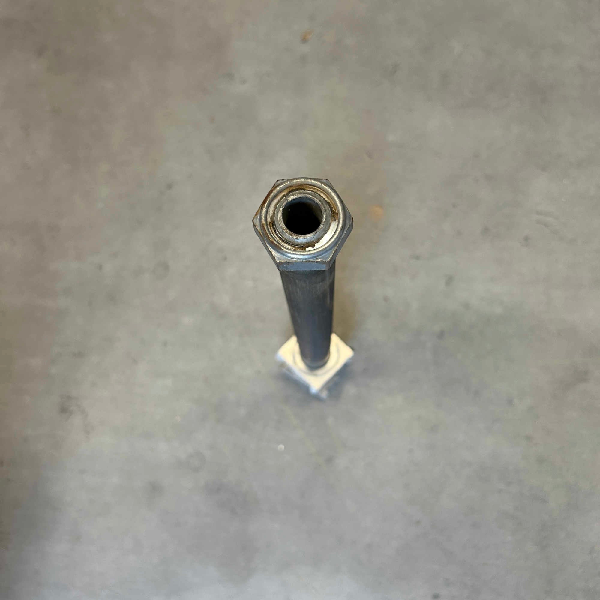 04-05 HONDA CBR1000RR CBR1000 OEM REAR AXLE BACK WHEEL RIM PIVOT BOLT 2004 2005