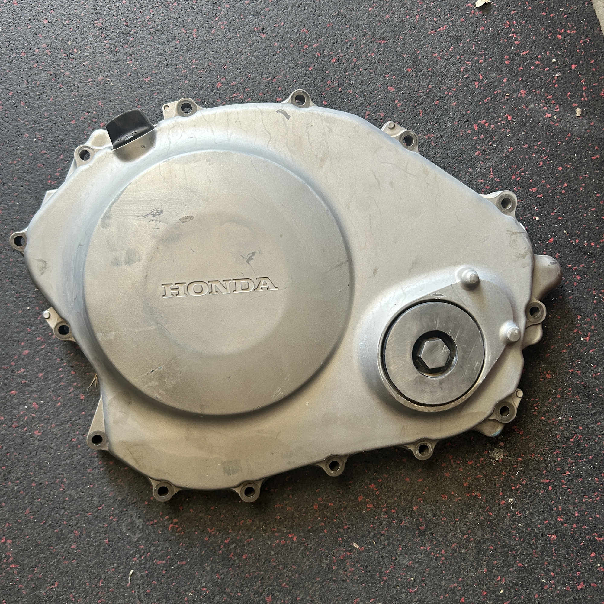 04-05 Honda CBR1000RR CBR 1000rr Clutch Cover Right Crankshaft Engine Motor OEM