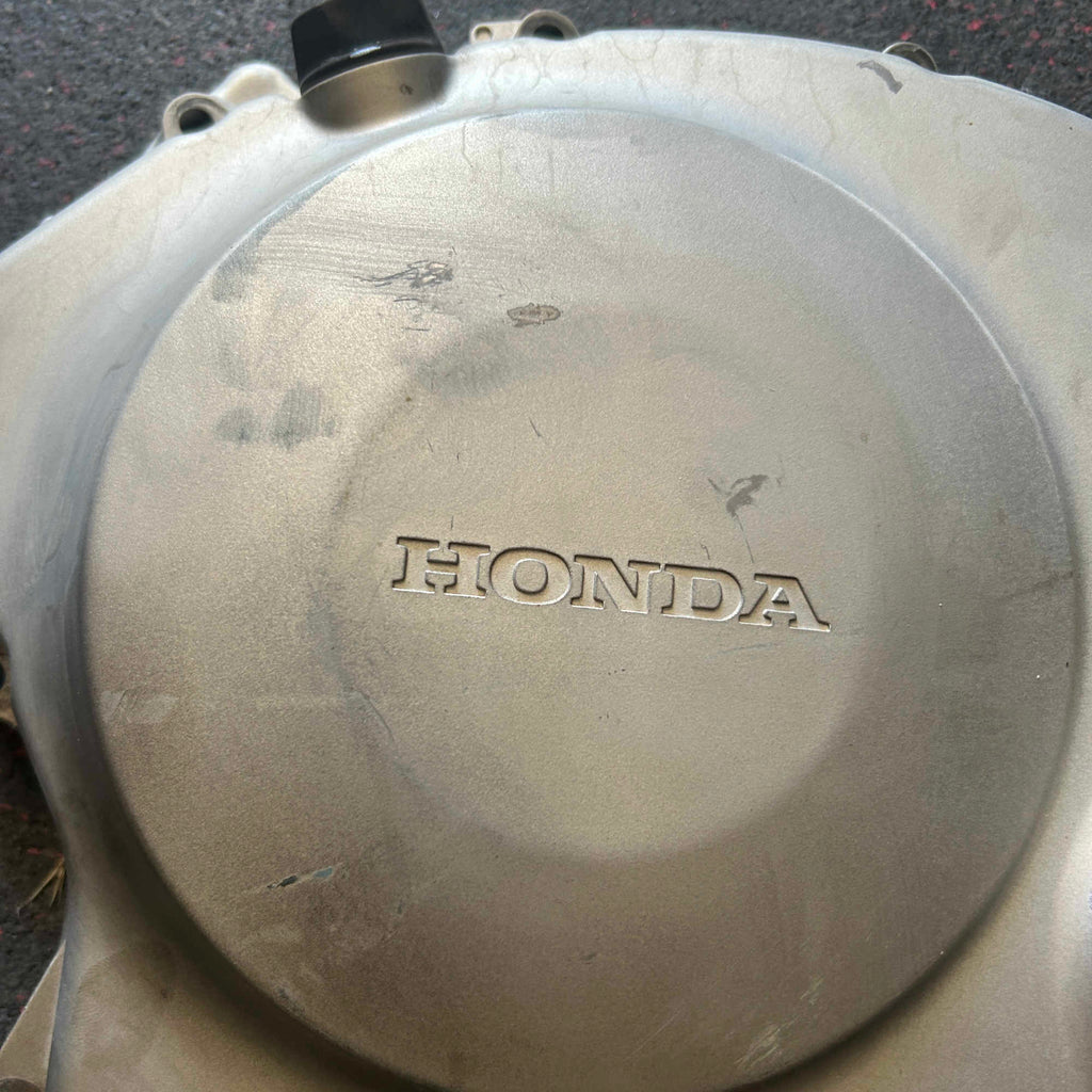 04-05 Honda CBR1000RR CBR 1000rr Clutch Cover Right Crankshaft Engine Motor OEM