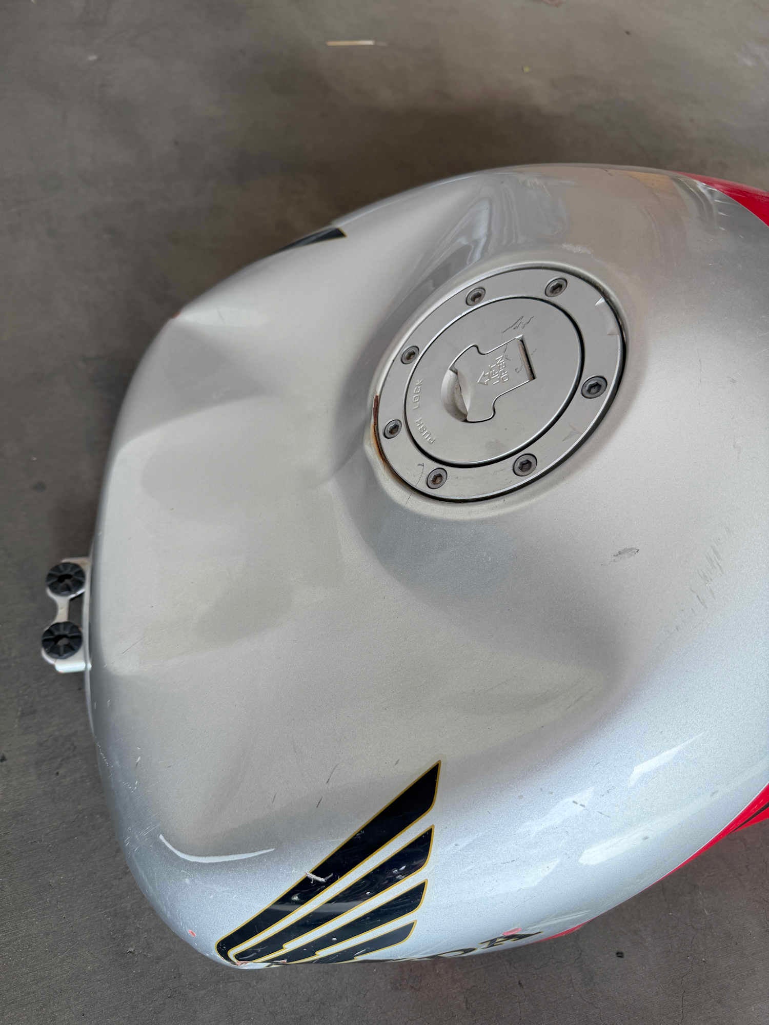 Honda RC51 RVT1000R Fuel Tank Gas Petrol