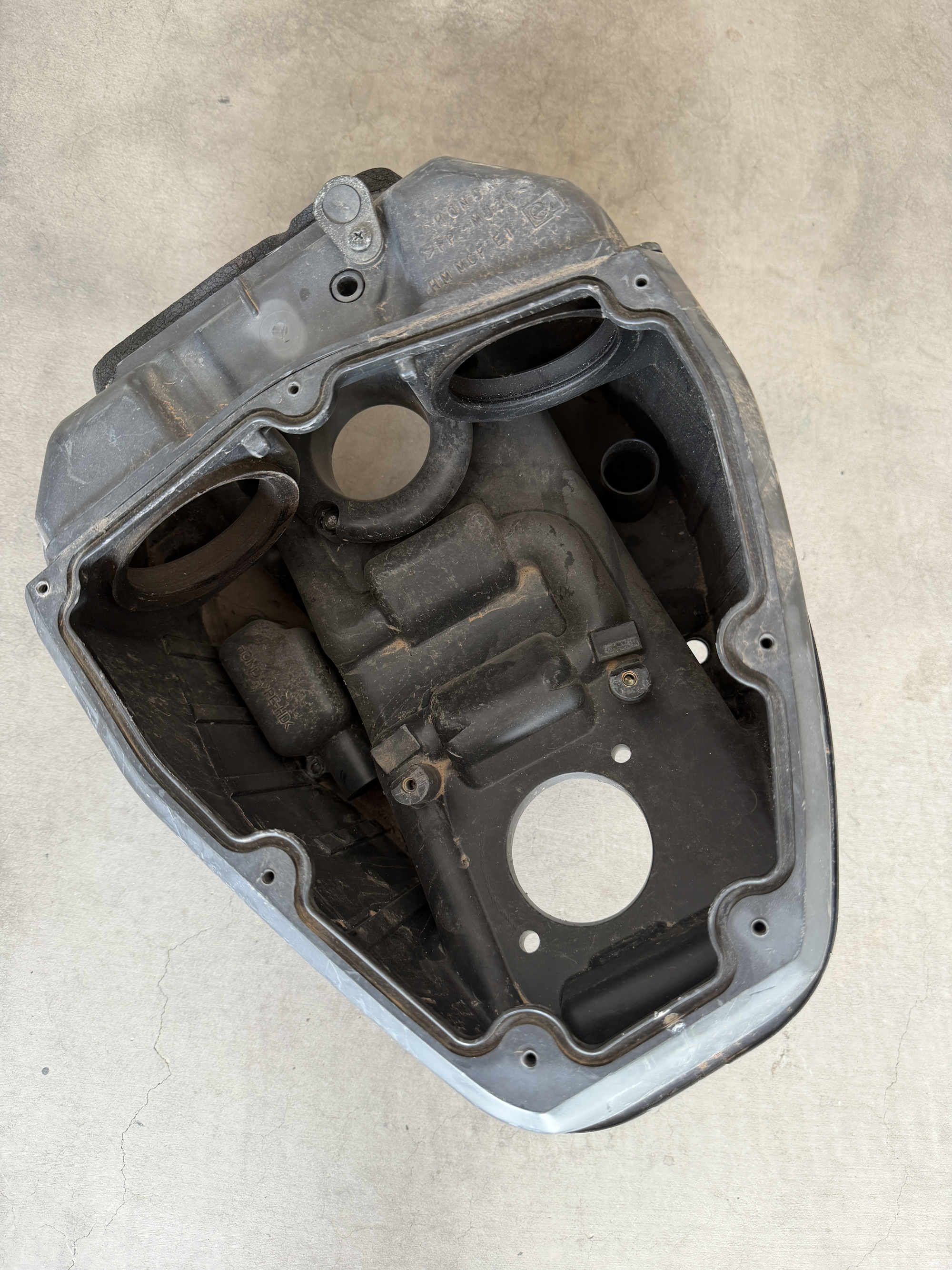 Honda RC51 RVT1000R Airbox Assembly SP1 00-01 OEM