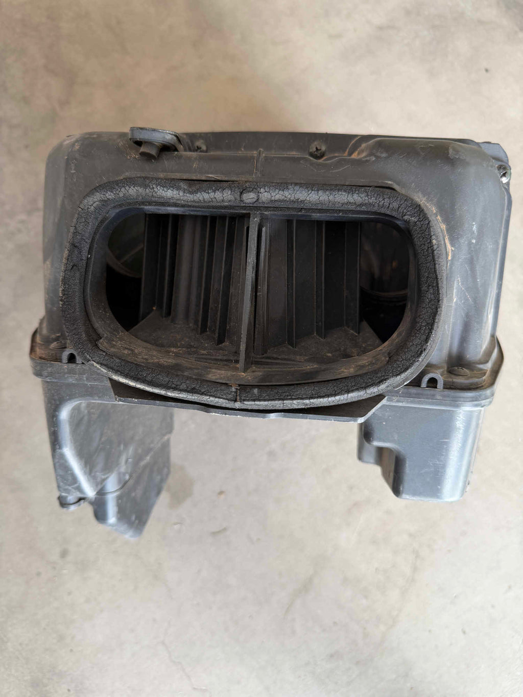 Honda RC51 RVT1000R Airbox Assembly SP1 00-01 OEM